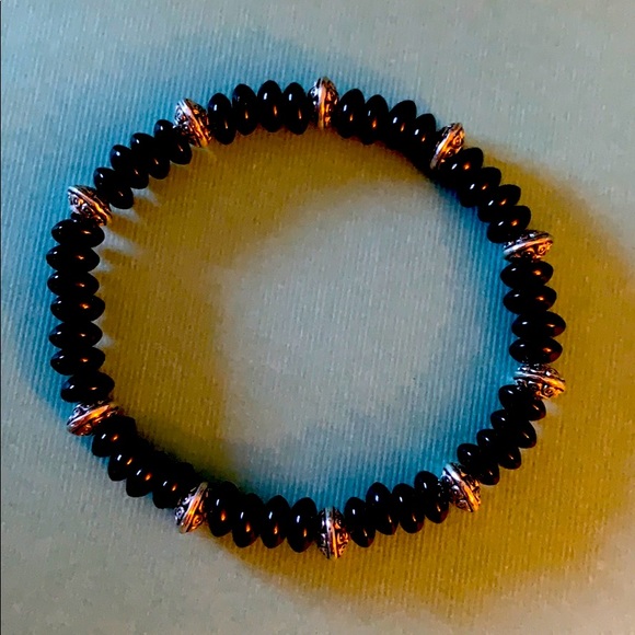Black and Silver Bracelet - Picture 2 of 2